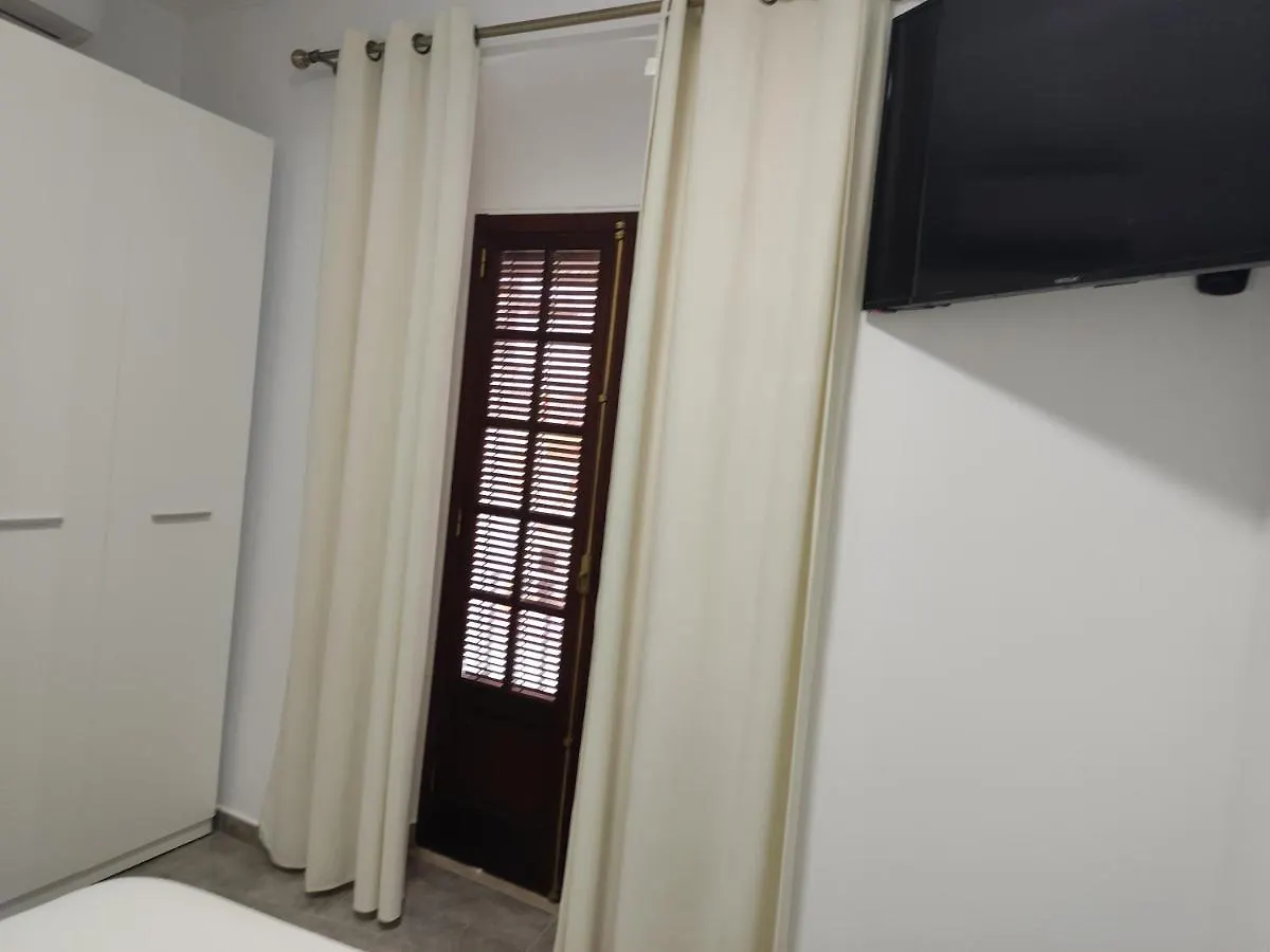 Apartamentos Barbas Villanueva de los Castillejos Spain