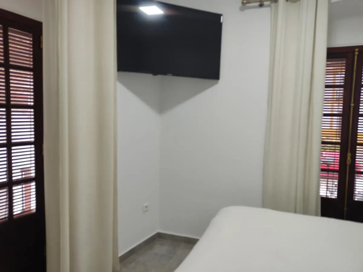 Apartamentos Barbas Villanueva de los Castillejos 0*,  Spain